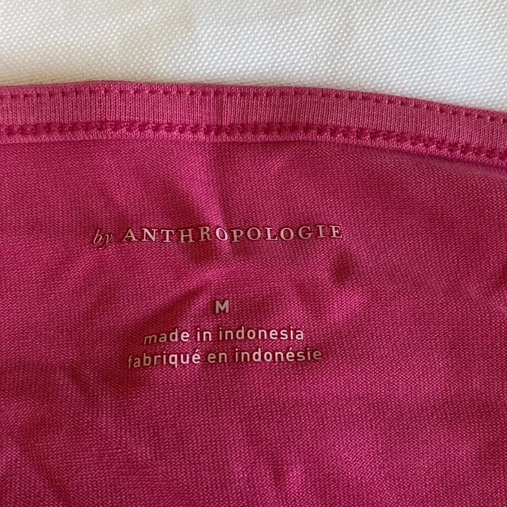 ❤️ M ❤️ NWT Anthro Halter Pink Tank Top Cowl Neck Bright Pink Barbie - Picture 3 of 6